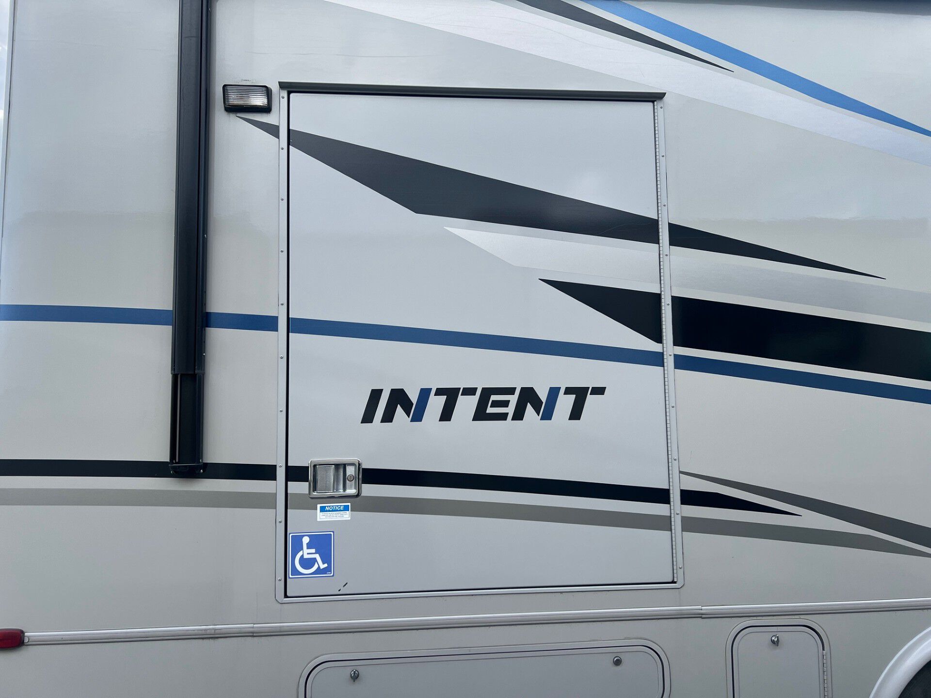 2020 WINNEBAGO INTENT 30R*19, , hi-res image number 17